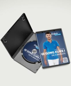 DVD Hülle vom modernen Qi Gong Kurs 8 Brokate mit Wolfgang geöffnet, darüber eine geschlossene DVD Verpackung