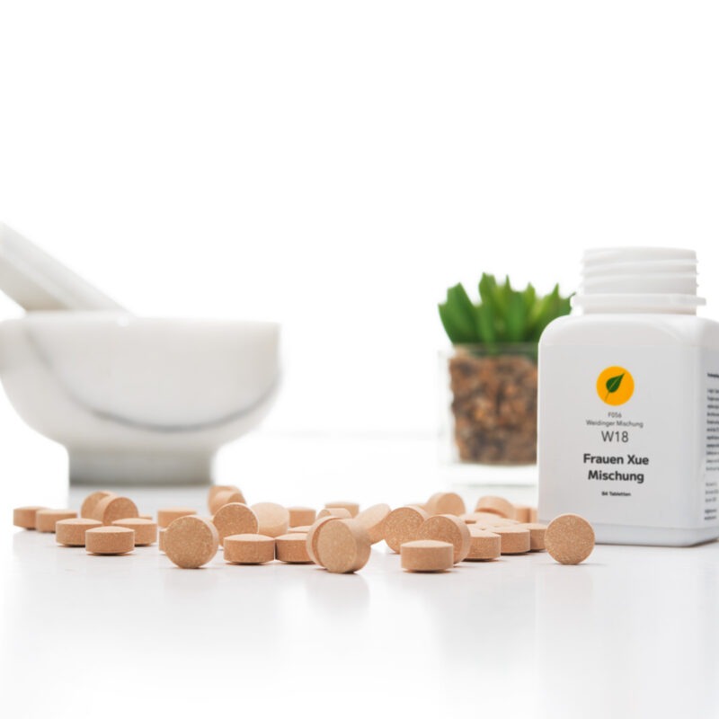 TCM Kräutermischung W18 — Frauen Xue Mischung von Dr. Weidinger